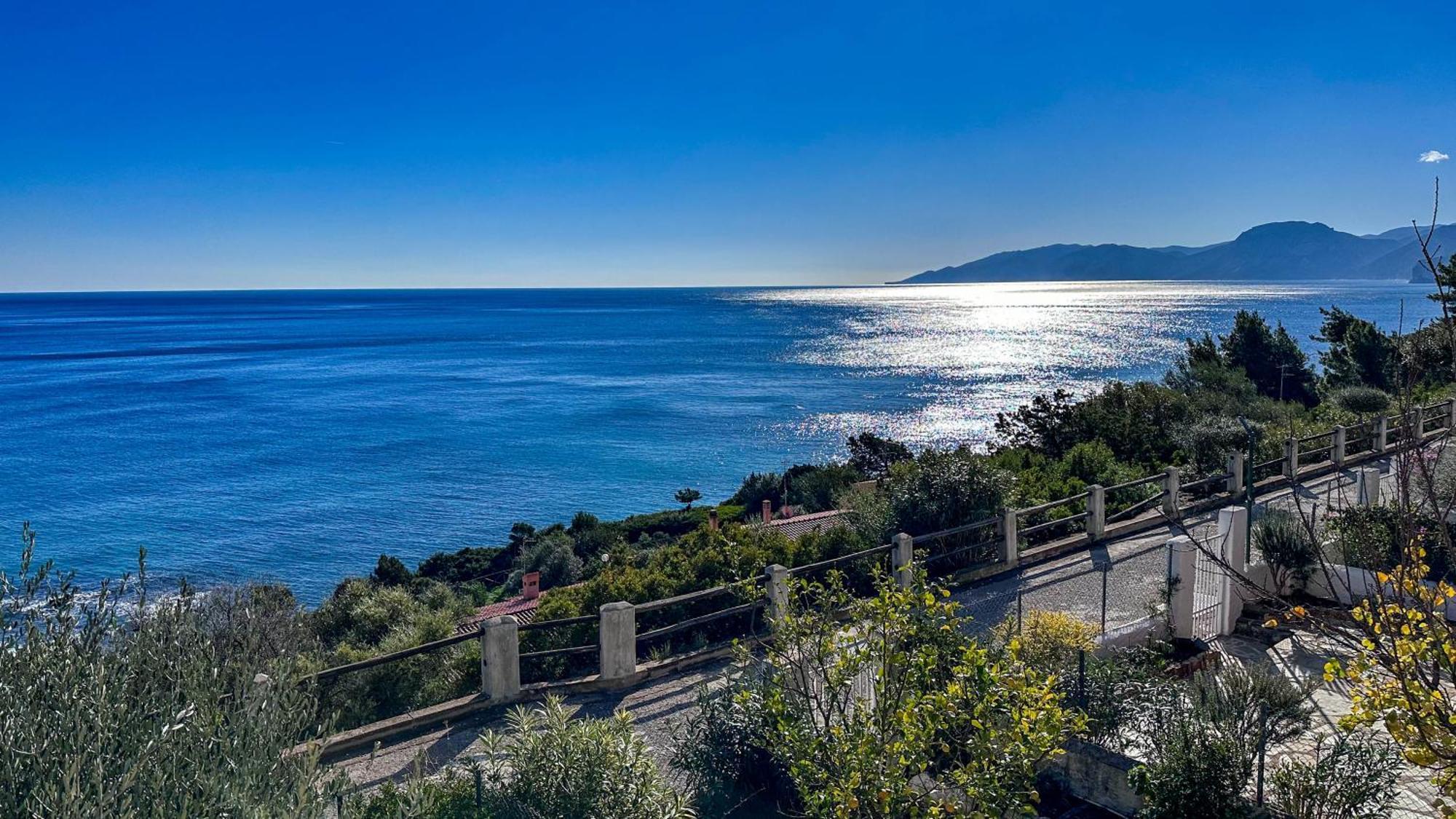 Mama House Con Vista Mare Apartment Cala Gonone Luaran gambar