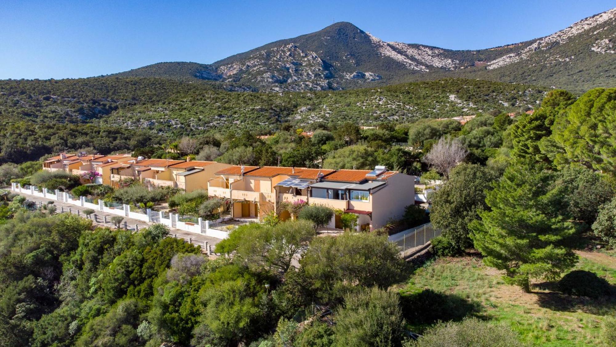 Mama House Con Vista Mare Apartment Cala Gonone Luaran gambar