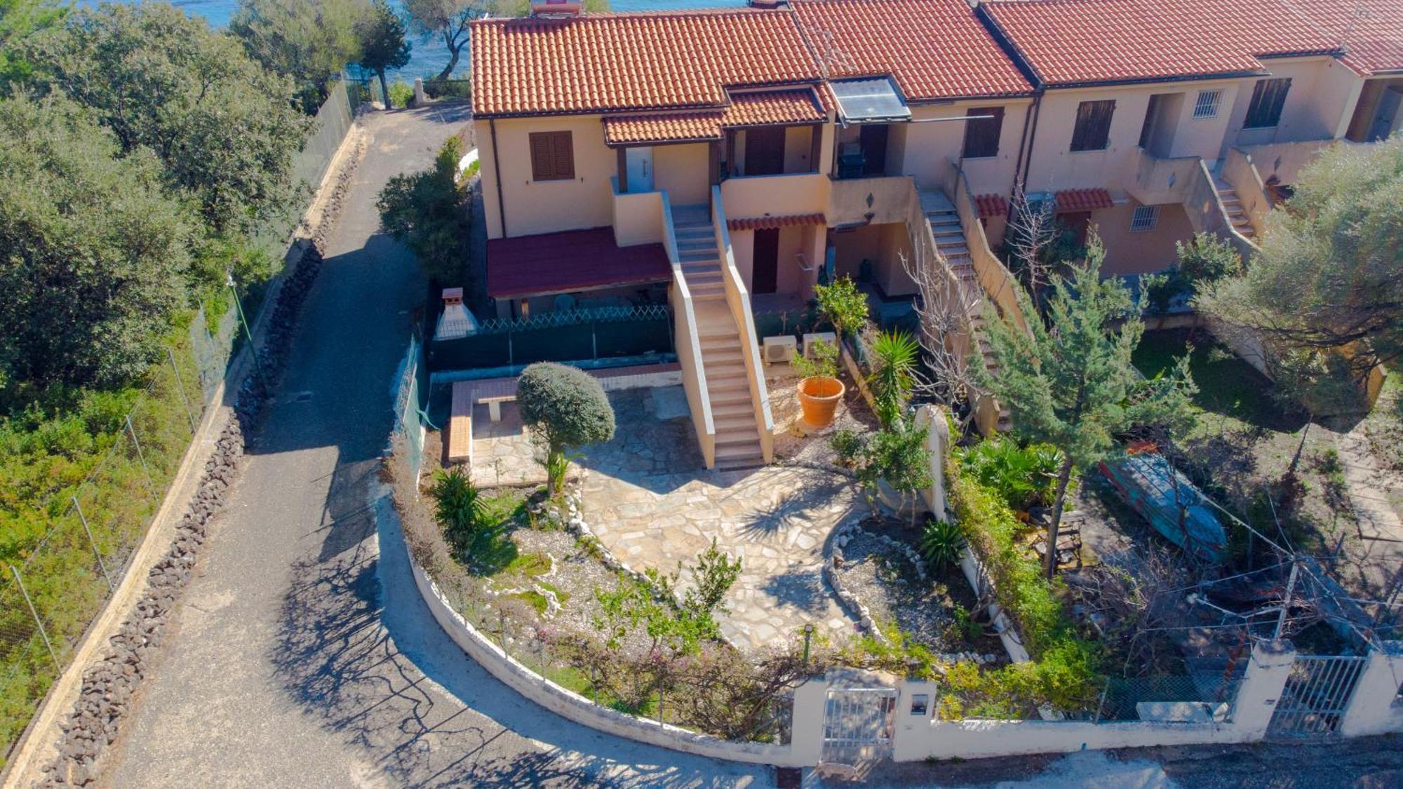 Mama House Con Vista Mare Apartment Cala Gonone Luaran gambar